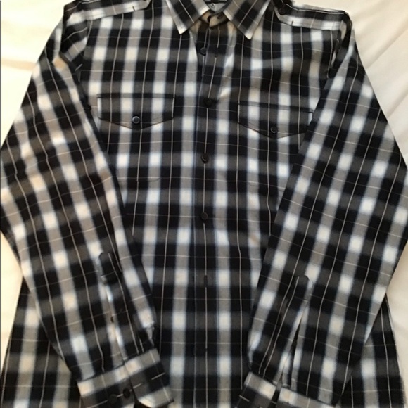 Express Men’s Shirt.  Size Small (14-14 1/2) - Picture 4 of 6